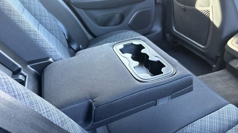 Volvo V60 2.0 B3P Momentum 5dr Auto [7 speed] Petrol Estate